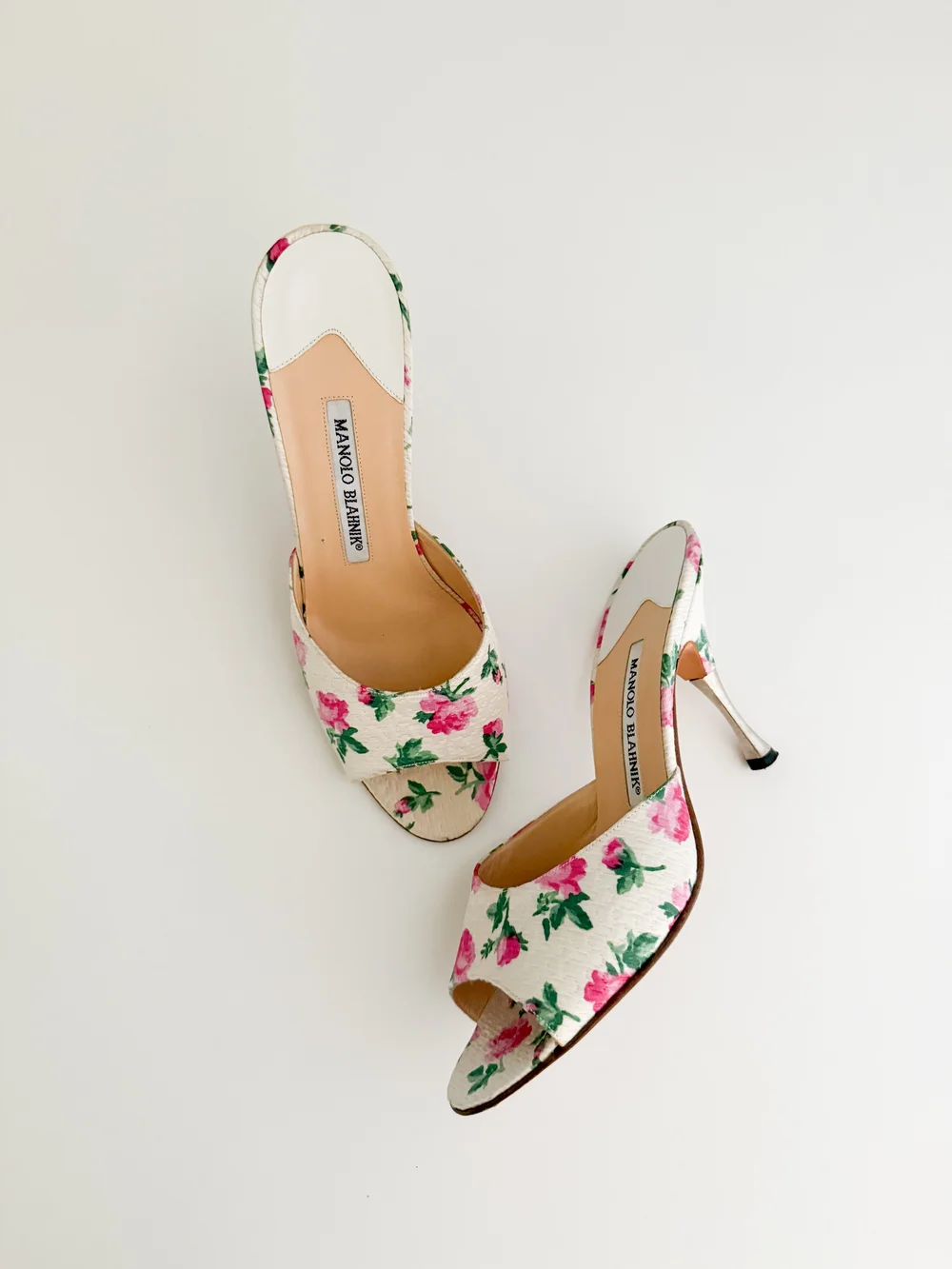Manolo Blahnik 花柄パンプス 37 グリーン ボタニカル Manolo Blahnik Vintage White, Pink & Green Flower Sandal Heels (US